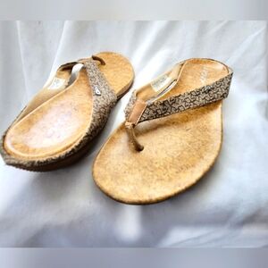 DKNY Signature Thong Sandals Cork Look Sole Size 10M